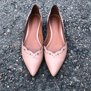 Coach Vivian Pointed Toe Leather Flats w/ Tea Rose Studs size 8.5